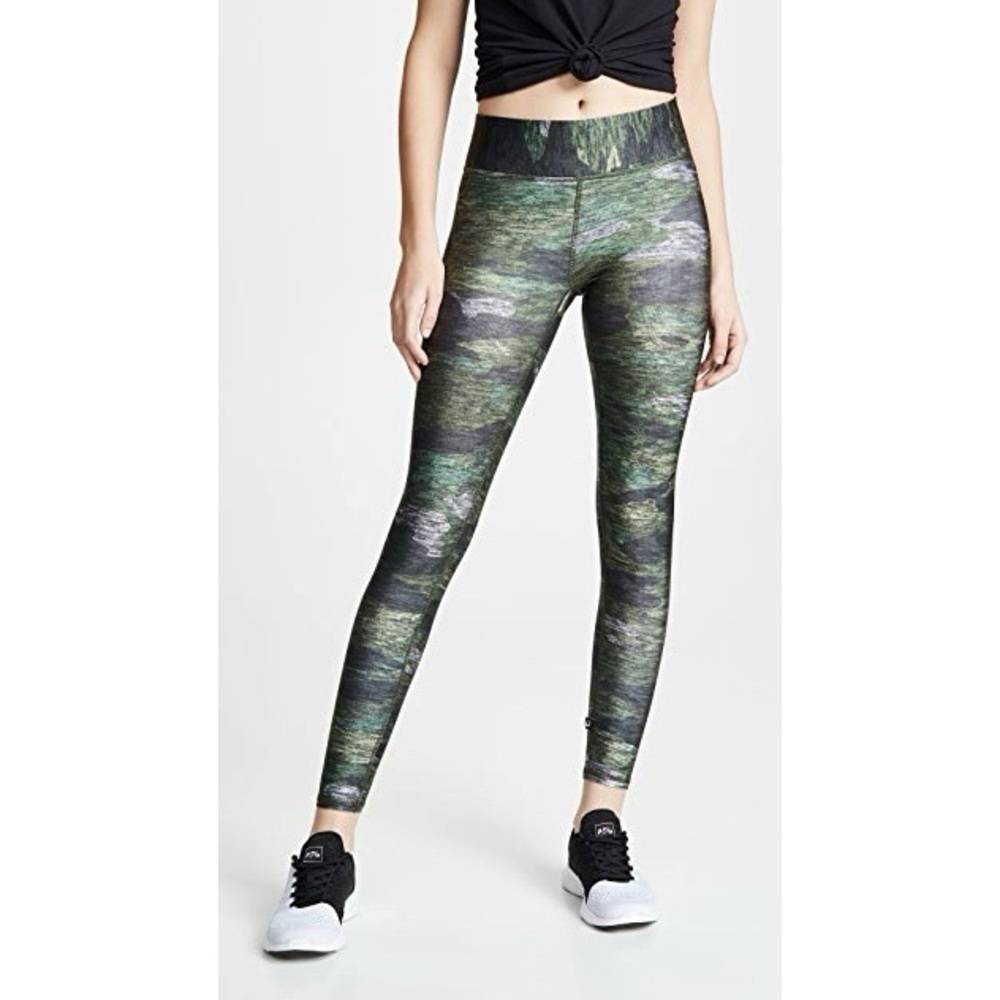 NWT Terez Heathered Camo Tall Band Leggings